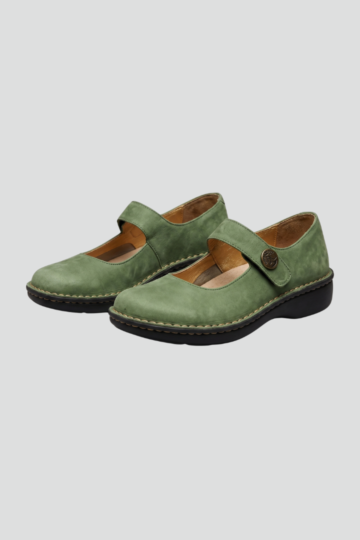 Flats & Loafers