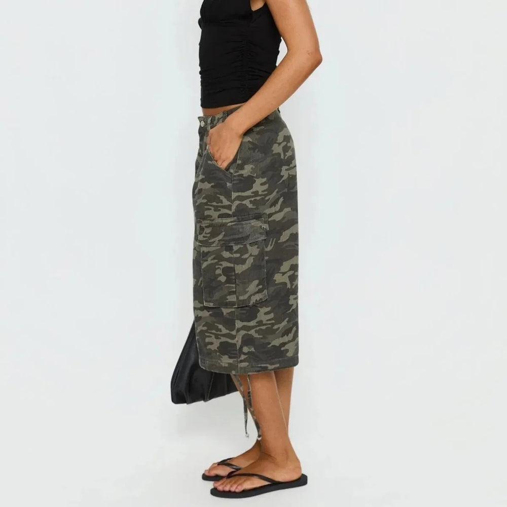 Women's Longline Camo Cargo Shorts — image 2